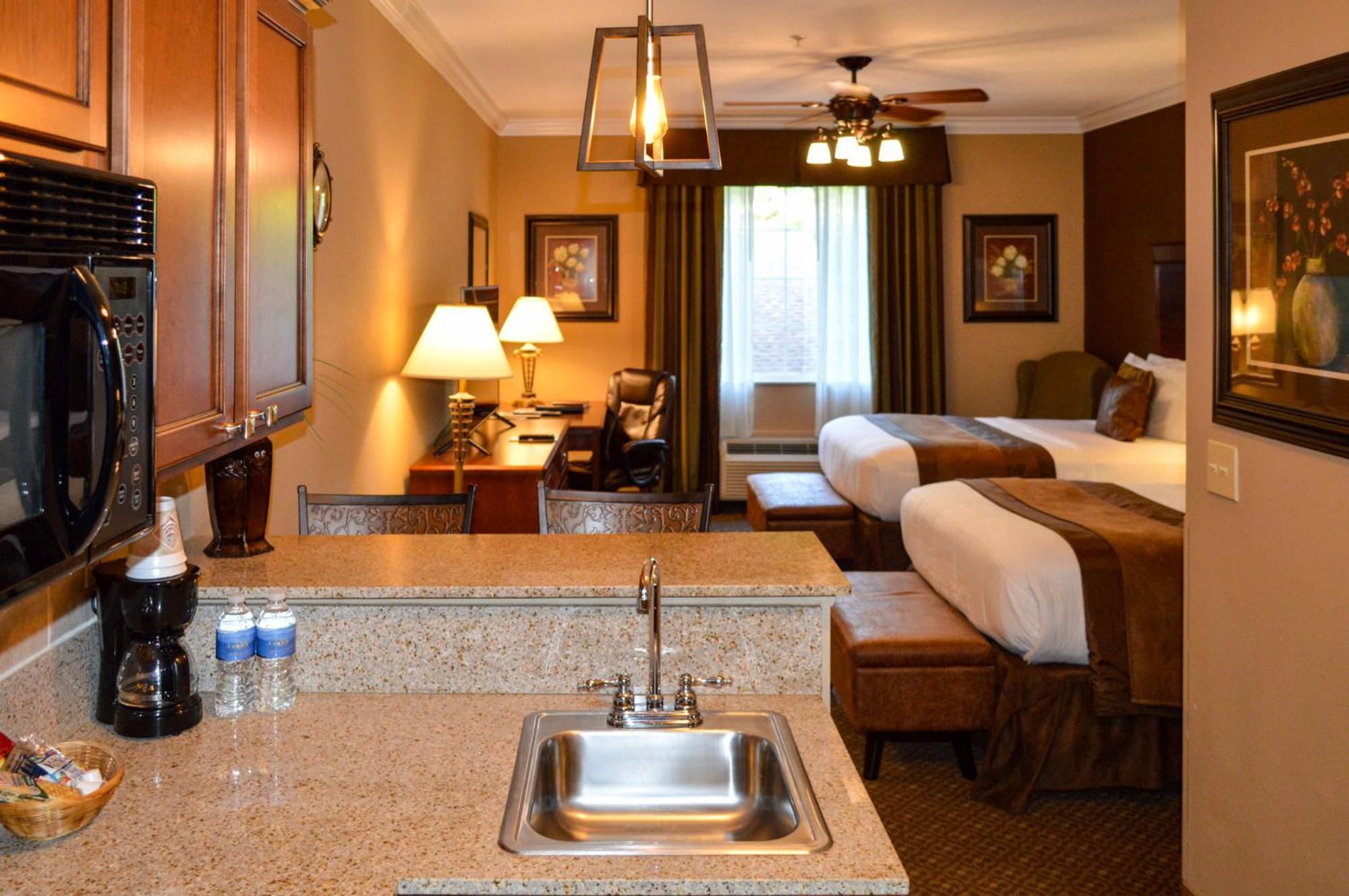 เมาน์เท็น ลอดจ์ แอนด์ คอนเฟอเรนซ์ เซ็นเตอร์ Hotel แฟลตร็อค ภายนอก รูปภาพ